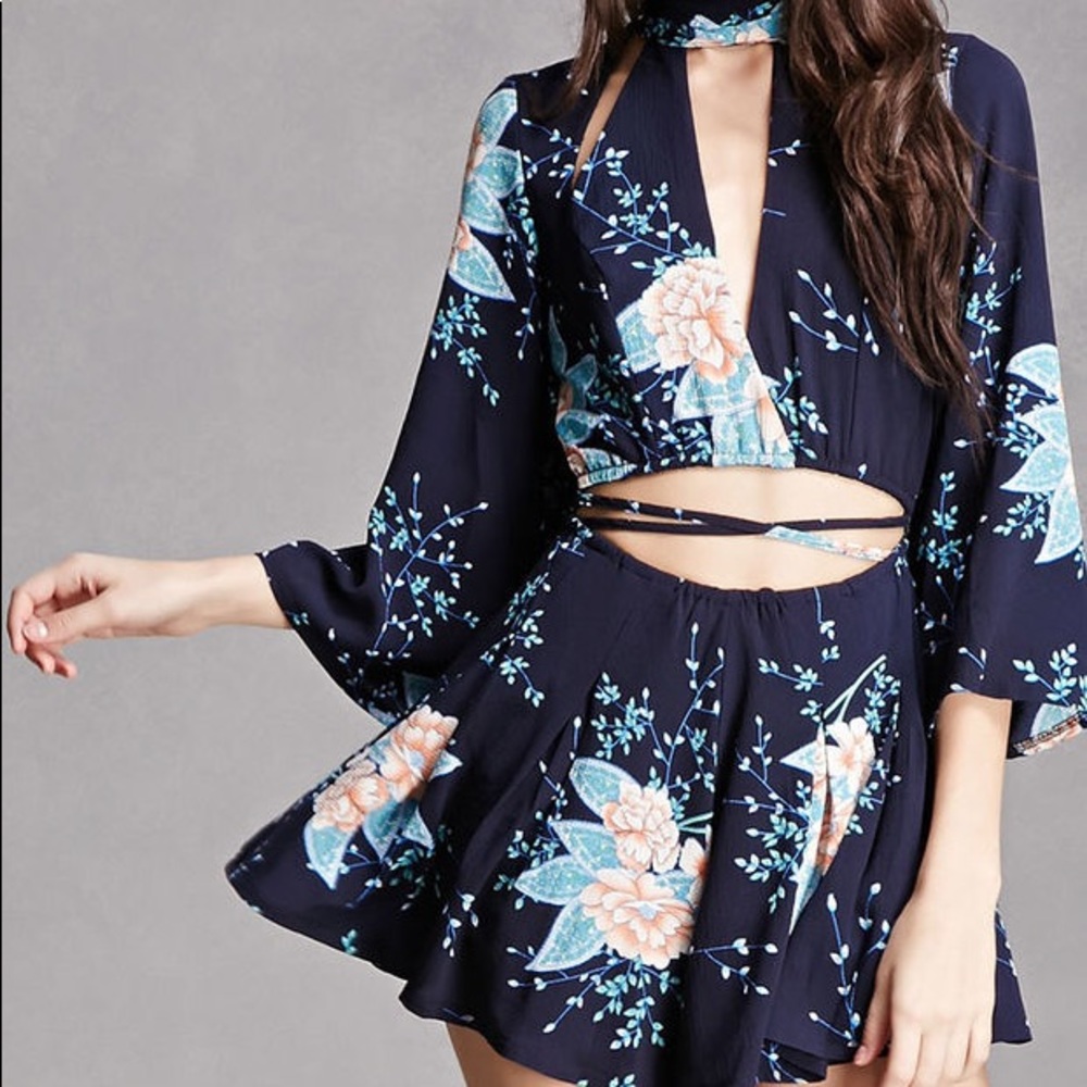 Selfie Leslie Floral Print Romper